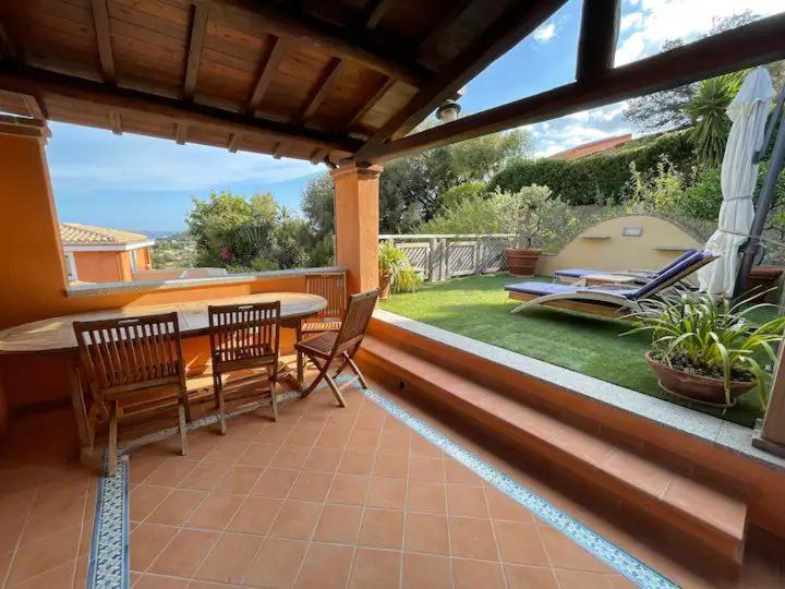 Romantica Suite Panoramica Villasimius Eksteriør bilde